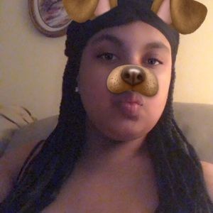 Meet your Posher, Abigail